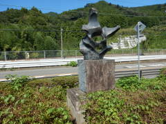 ���j�������g