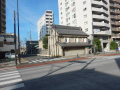 �r��������