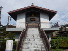 ����Ɏ��{��