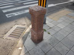 ���{�񒬖�